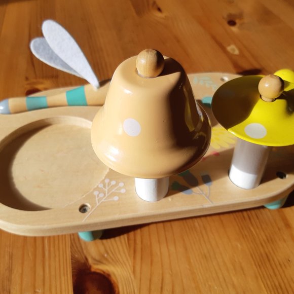 Janod wood musical table - Picture 2 of 2